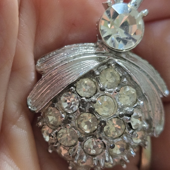 Rhinestone Bee Pin Brooch Silver Tone Bug Insect Fashion Jewelry - Picture 4 of 7